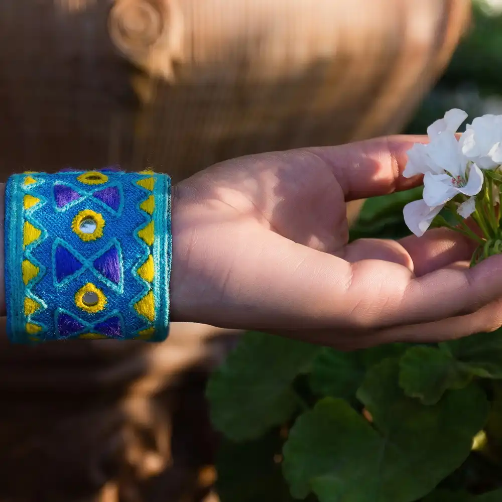 Hand Embroidered Balochi Bracelet (1) | Traditional Balochi Embroidery Jewelry