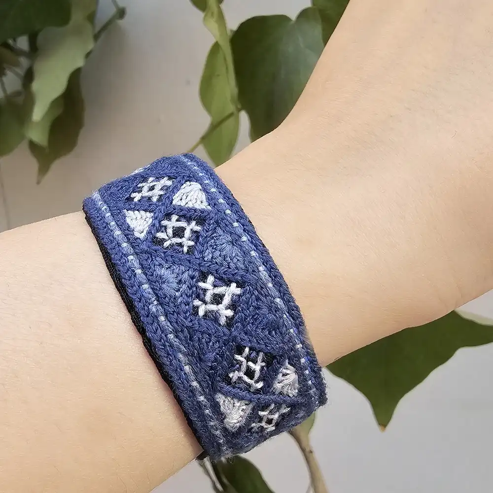 Noshar Balochi Embroidery Bracelet (Blue–Gray)